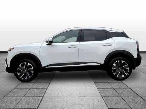Certified 2025 Nissan Kicks SR AWD/4WD image 8