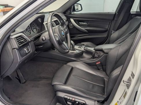 Used 2013 BMW 335i Sedan RWD image 18