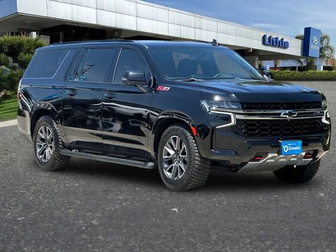 Used 2022 Chevrolet Suburban Z71 w/ Z71 Off-Road Package AWD/4WD image 10