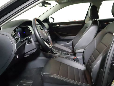 Used 2024 Volkswagen Jetta SE image 24