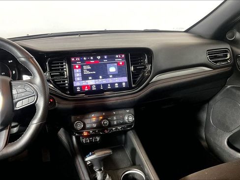 Used 2025 Dodge Durango GT RWD image 5