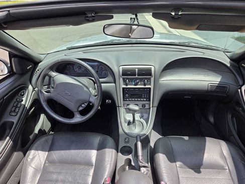 Used 2004 Ford Mustang GT RWD image 36