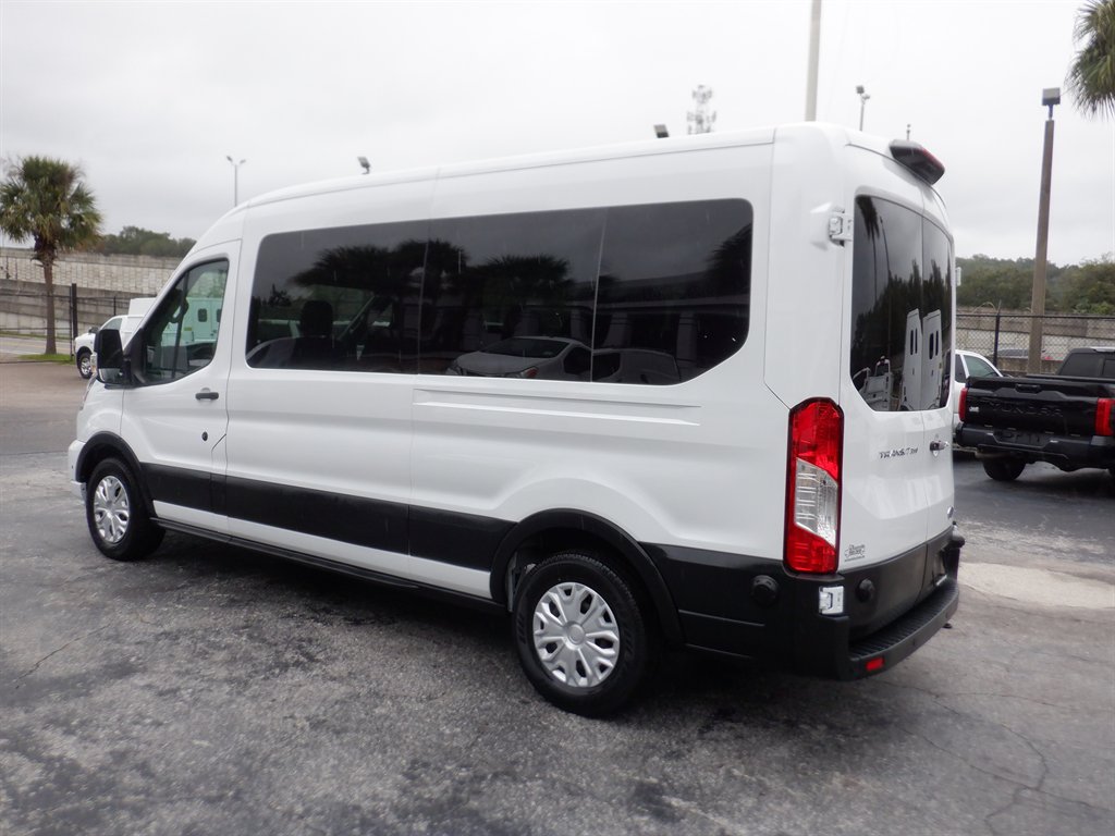Used 2024 Ford Transit 350 XLT RWD image 3