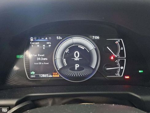 Used 2025 Lexus ES 300h w/ Premium Package FWD image 18