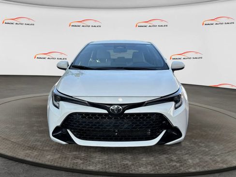 Used 2024 Toyota Corolla SE FWD image 3