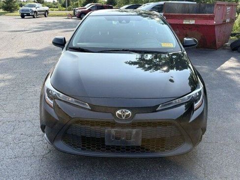 Certified 2022 Toyota Corolla LE FWD image 4