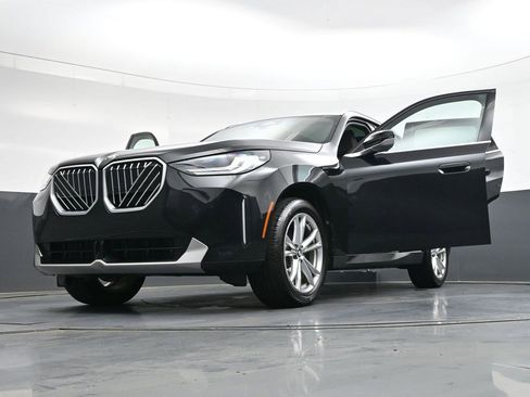 Used 2025 BMW X3 xDrive30 w/ Convenience Package AWD/4WD image 44