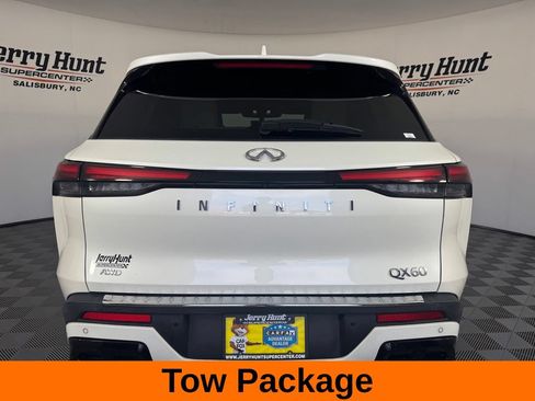 Used 2024 Nissan Pathfinder Platinum w/ Cargo Package AWD/4WD image 8