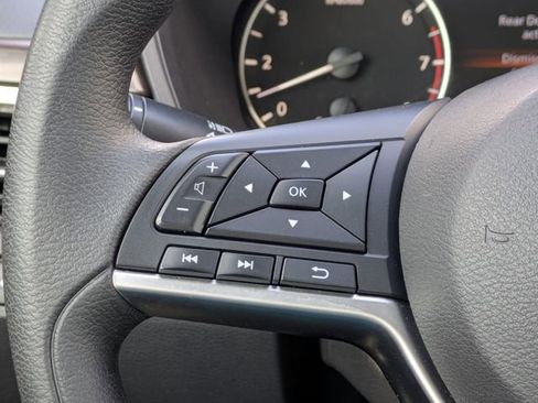 Used 2023 Nissan Altima 2.5 SV image 25