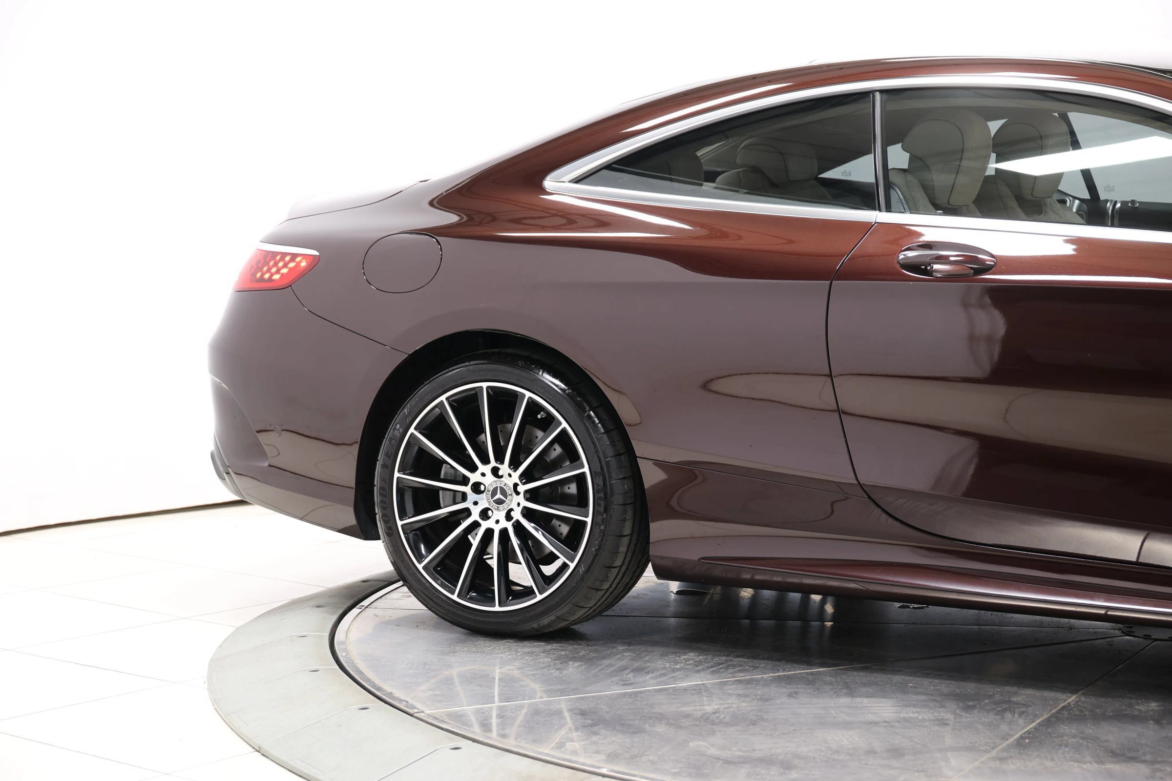 Used 2019 Mercedes-Benz S 560 4MATIC Coupe image 65