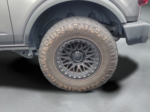 Used 2023 Ford Bronco 2-Door AWD/4WD image 26