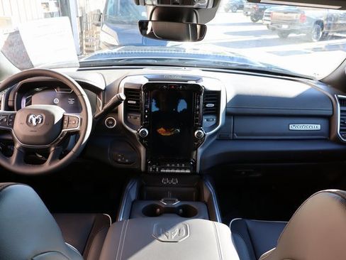 Used 2025 RAM 2500 Laramie w/ Night Edition image 47