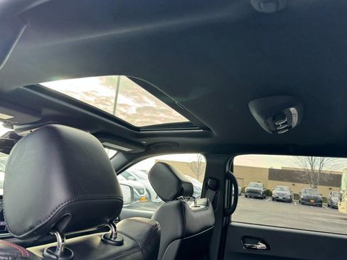 Used 2023 Dodge Durango GT image 11