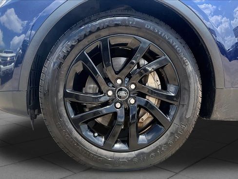 Used 2018 Land Rover Discovery SE AWD/4WD image 11
