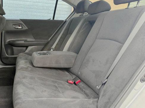 Used 2013 Honda Accord LX image 19