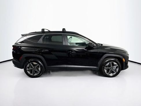 Certified 2025 Hyundai Tucson SEL AWD/4WD image 9