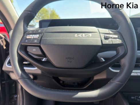 New 2026 Kia K4 EX FWD image 12