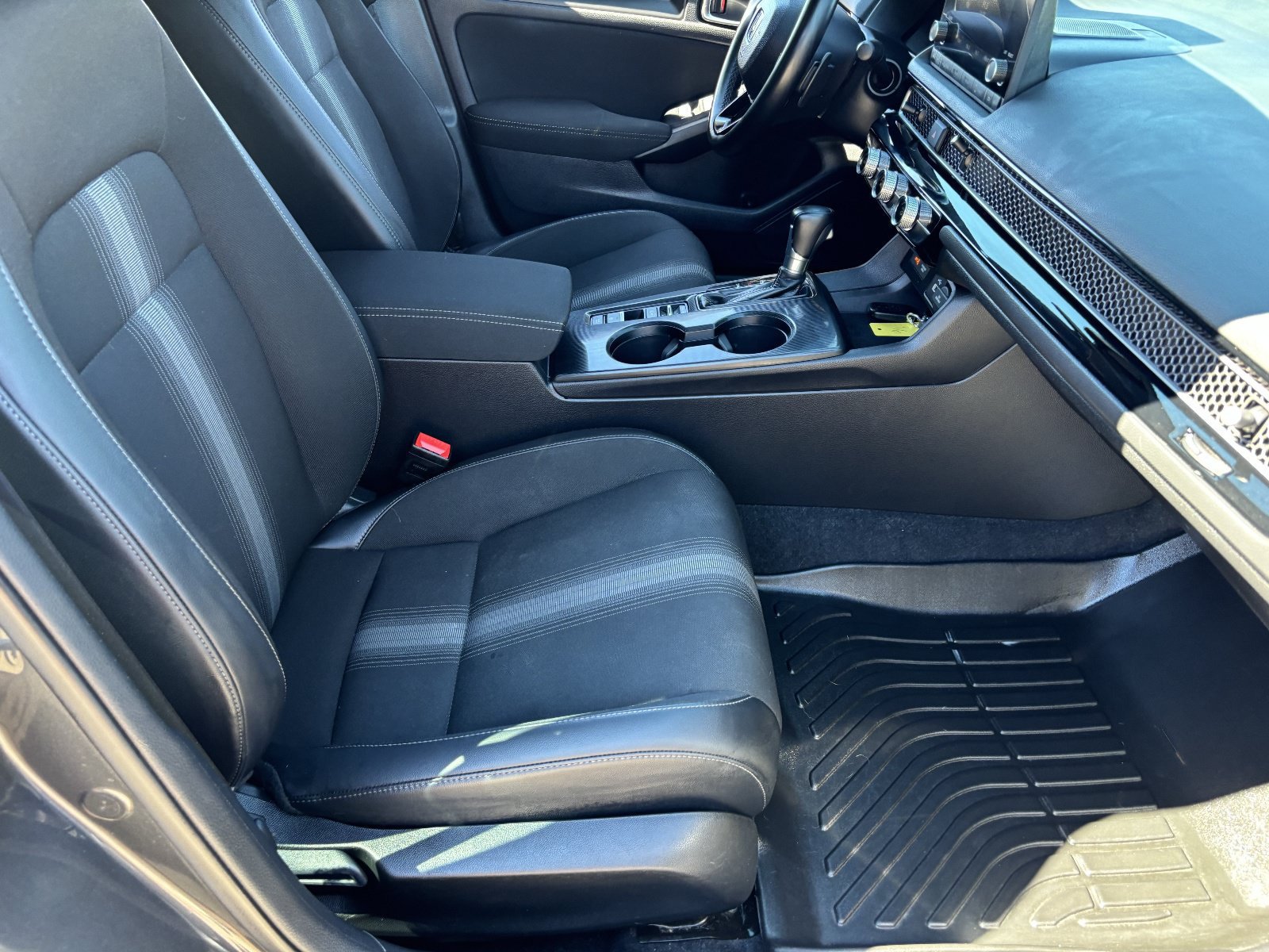 Used 2022 Honda Civic Sport image 12