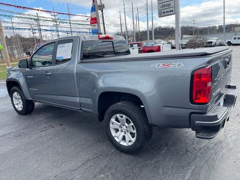 Used 2021 Chevrolet Colorado LT w/ LT Convenience Package image 4