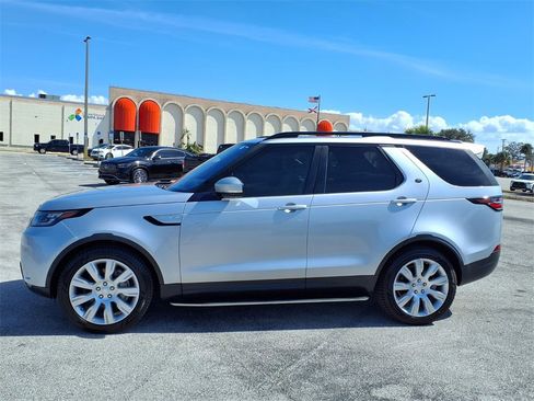 Used 2019 Land Rover Discovery HSE image 4