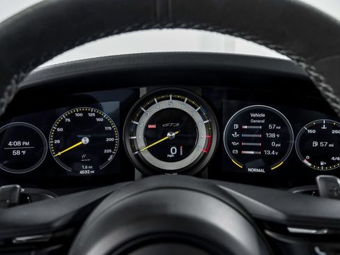 Used 2022 Porsche 911 GT3 RWD image 15