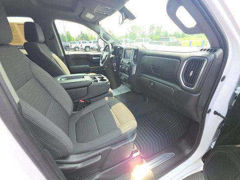 Used 2021 Chevrolet Silverado 1500 LT w/ Fleet Comfort Package AWD/4WD image 18
