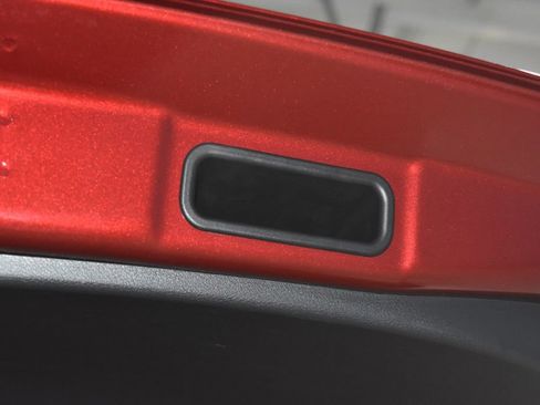 Used 2024 Nissan Kicks SR w/ SR Premium Package image 30