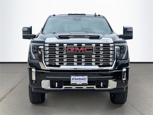 New 2026 GMC Sierra 2500 Denali w/ Denali Reserve Package image 2