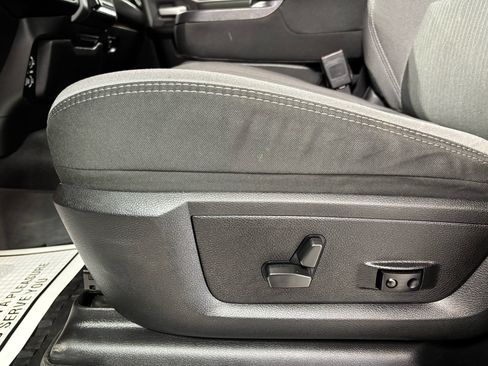 Used 2022 RAM 2500 Big Horn w/ Level A Equipment Group image 24