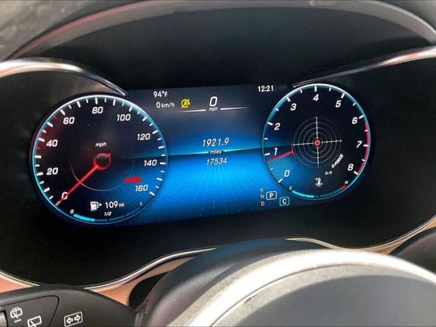 Certified 2021 Mercedes-Benz GLC 300 image 26