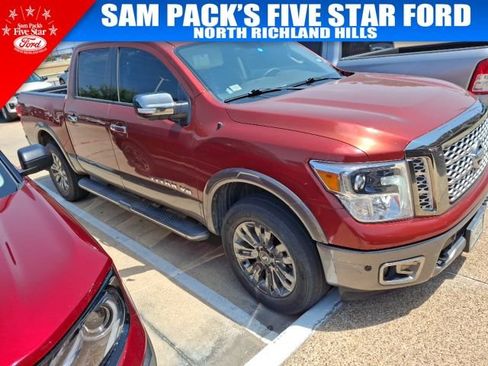 Used 2018 Nissan Titan Platinum Reserve w/ Platinum Utility Package AWD/4WD image 2