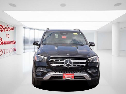 Used 2025 Mercedes-Benz GLE 450e 4MATIC image 4