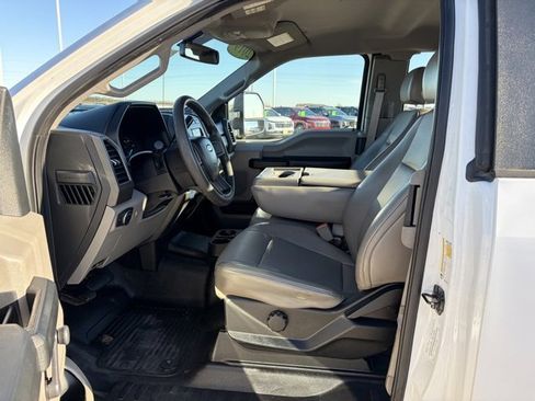 Used 2019 Ford F250 XL image 14