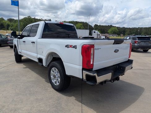 Used 2023 Ford F250 XLT AWD/4WD image 6