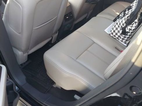 Used 2013 Ford Edge Limited image 17