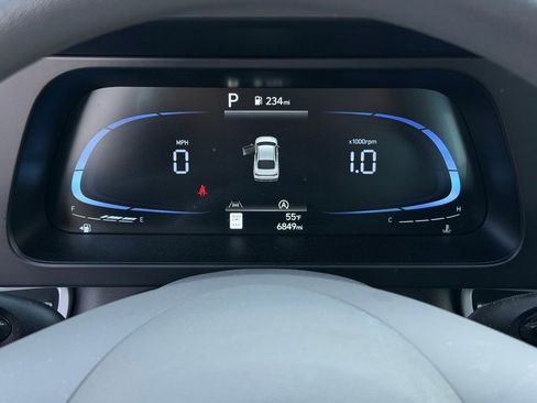 Certified 2025 Hyundai Elantra SE w/ Cargo Package image 11