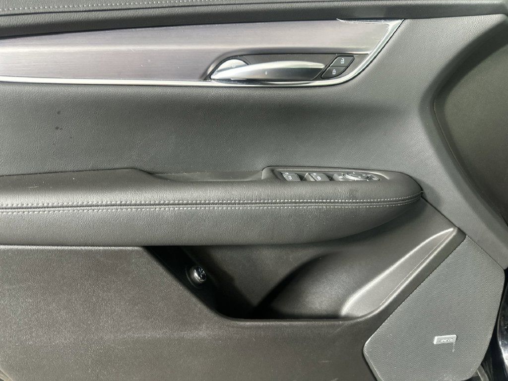 Used 2023 Cadillac XT5 Luxury FWD image 24