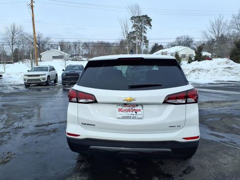 Used 2023 Chevrolet Equinox LT AWD/4WD image 4