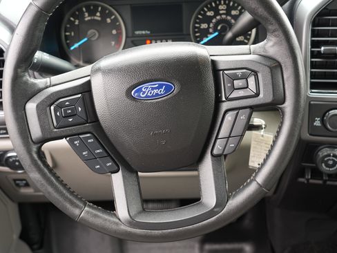 Used 2018 Ford F150 XLT w/ Equipment Group 302A Luxury AWD/4WD image 23