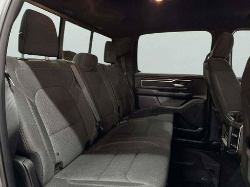 Used 2019 RAM 1500 Big Horn AWD/4WD image 39