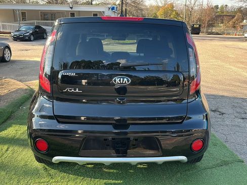 Used 2017 Kia Soul + w/ Primo Package image 7