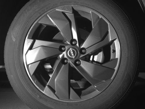 Used 2025 Nissan Rogue SV FWD image 13