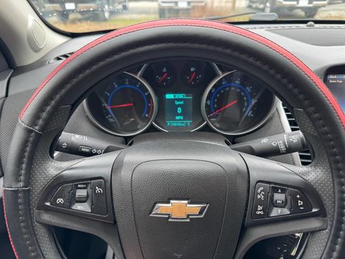 Used 2015 Chevrolet Cruze LT w/ Technology Package image 25