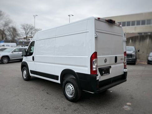 New 2026 RAM ProMaster 1500 w/ Cold Weather Group image 12