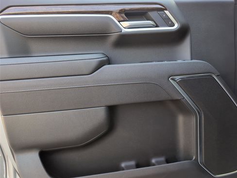 New 2026 GMC Sierra 1500 Elevation image 11