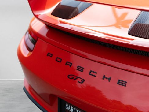 Used 2018 Porsche 911 GT3 RWD image 22