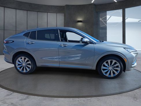 Used 2024 Buick Envista Avenir image 7