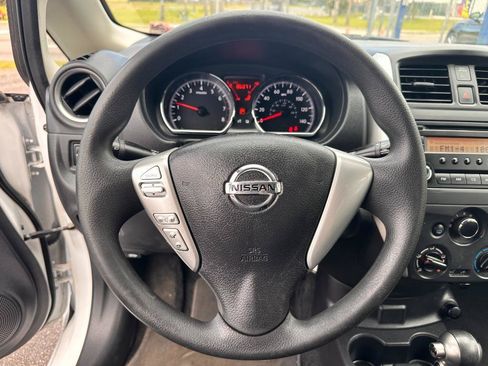 Used 2018 Nissan Versa Note S FWD image 10