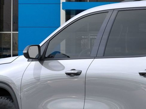 New 2026 Chevrolet Traverse Z71 w/ Enhanced Driving Package image 12