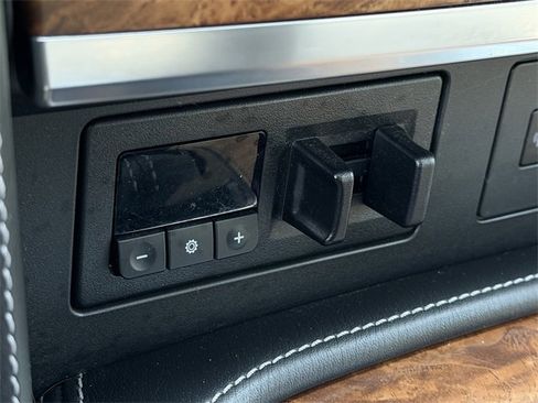 Used 2023 Nissan Armada SL w/ Cargo Package image 19